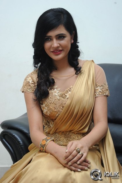 Diya-Nikolas-at-Yamaleela-2-Movie-Audio-Launch